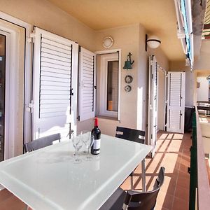 Apartment Ramon Muntaner By Interhome